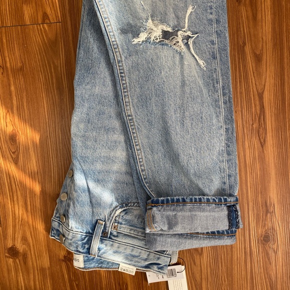 NWT Denim Forum Boyfriend High Rise Loose jeans - 28L, 27W (fits like 28) - Picture 8 of 10